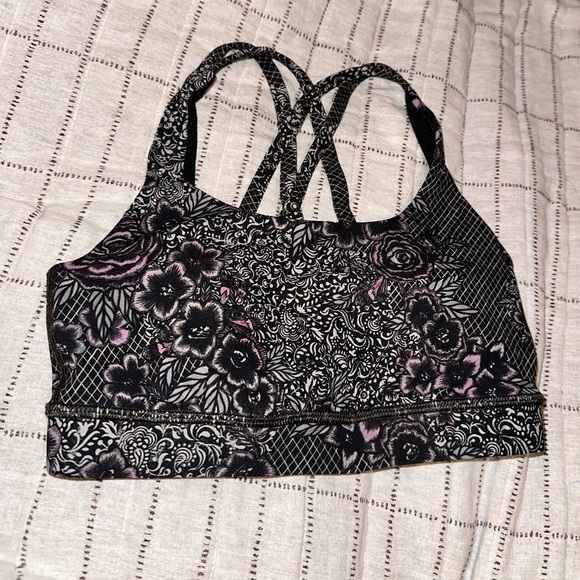 Lululemon sports bra - Picture 1 of 2